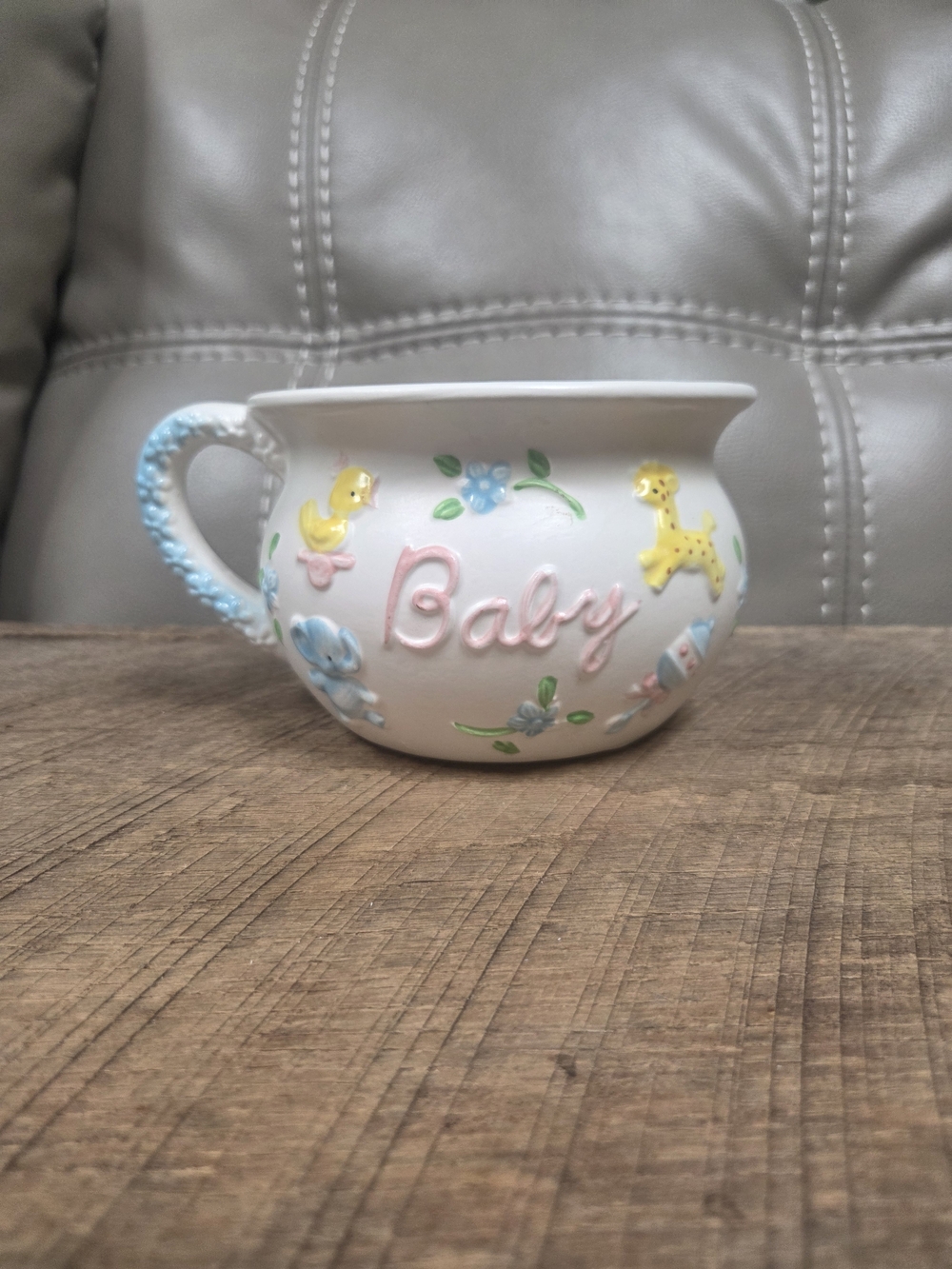 Retro 1970s Ceramic Baby Planter Cup • Embossed Pastel Animals Nursery Decor B1N